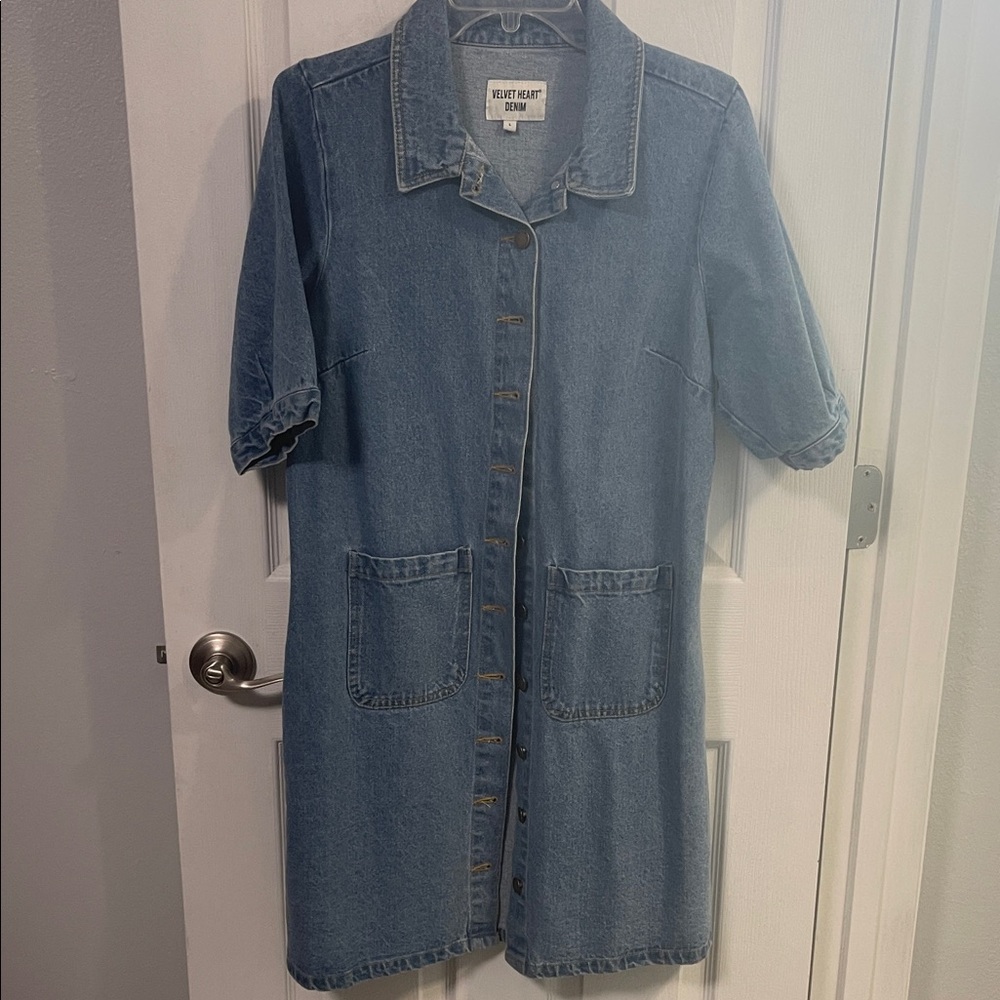 Velvet Heart Vintage Women’s Blue Denim Button-Up Dress